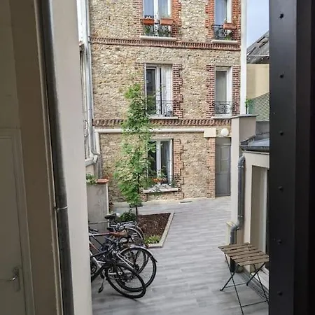La Campagne A Deux Pieces 42m2 * 파리