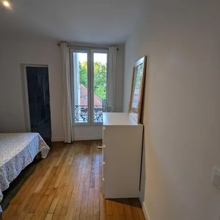 아파트 La Campagne A Deux Pieces 42m2 *
